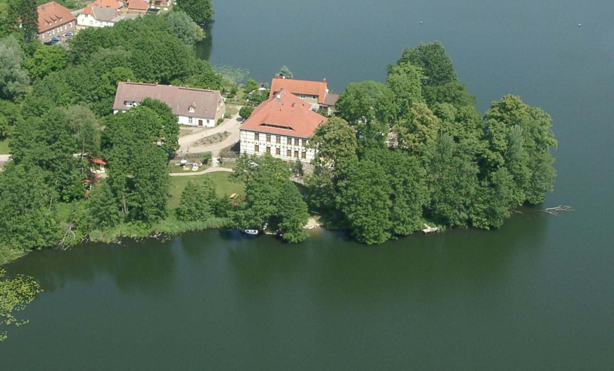 Drostenhaus Feldberg Feldberger Seenlandschaft Exterior foto
