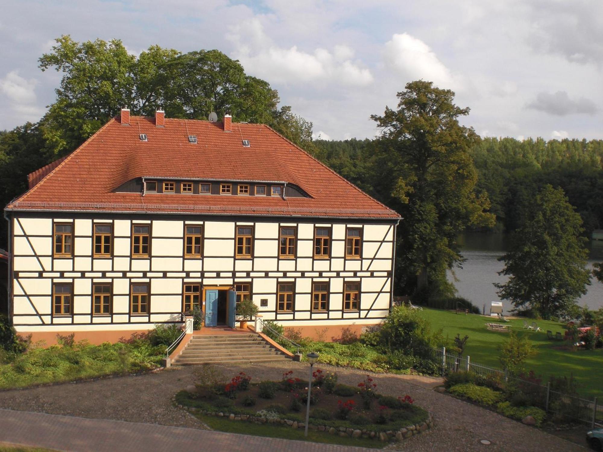 Drostenhaus Feldberg Feldberger Seenlandschaft Exterior foto